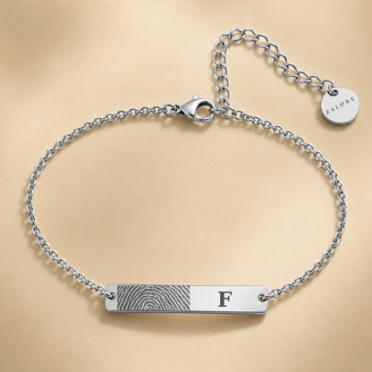 VINGERAFDRUK INITIAAL BALKJE ARMBAND